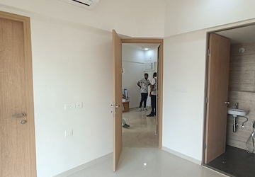 1 BHK Apartment For Rent in Lodha Unica, Jogeshwari West