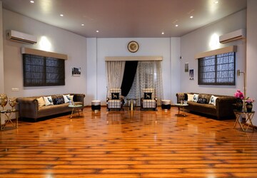 Gym in 2 BHK Apartment at Malwa Escon Primera, International Airport Road – for Sale