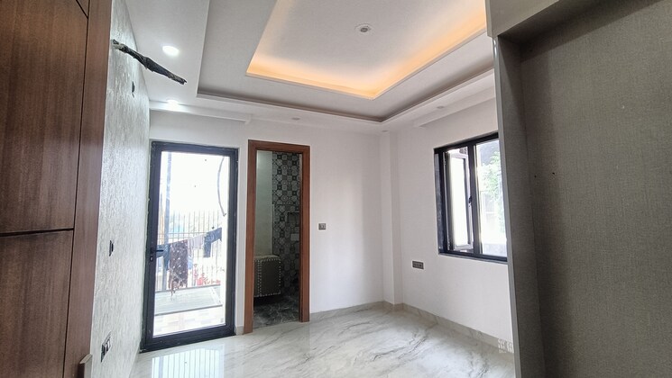 Room, bptp-district-3 3 Bedroom 1620 Sq.Ft. Builder Floor In Sector 85 Faridabad 9366798