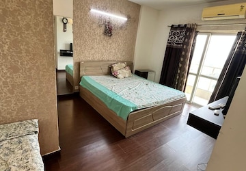 Bedroom in 3 BHK Apartment at Piyush Heights, Sector 89 – for Sale