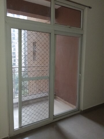 Room in 2 BHK Apartment at Mahagun Mywoods, Sector 16c Greater Noida – for Sale