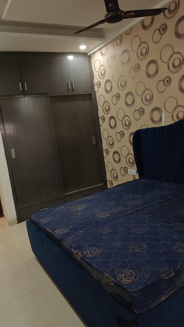 Bedroom, vip road 3 Bedroom 1800 Sq.Ft. Apartment In Vip Road Zirakpur 9366745