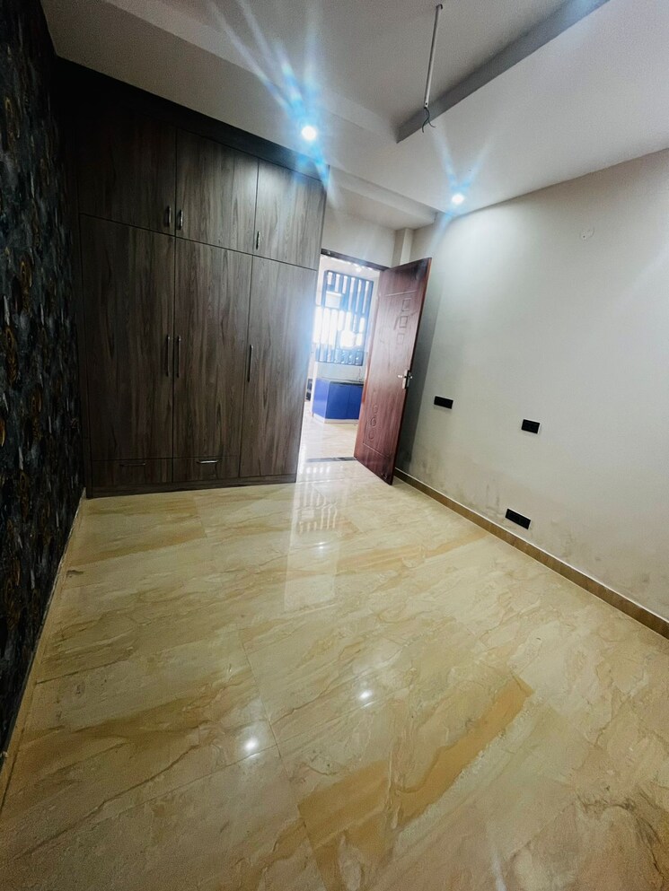 Room, kharar mohali road 3 Bedroom 105 Sq.Yd. Independent House In Kharar Mohali Road Kharar 9366677