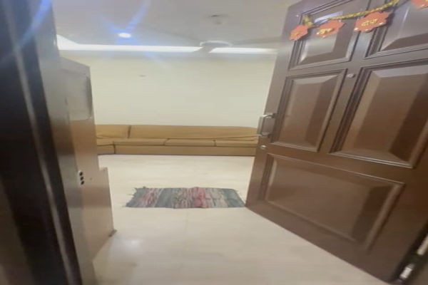 3 BHK Builder Floor For Rent in Rajinder Nagar