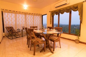 Dining area in 4 BHK Apartment at Dona Paula – for Rent