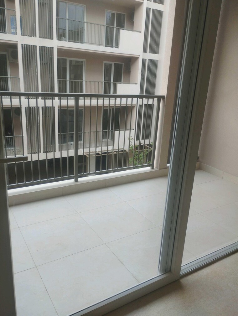 Balcony, dlf-gardencity-enclave 3 Bedroom 1614 Sq.Ft. Apartment In Sector 93 Gurgaon 9366737