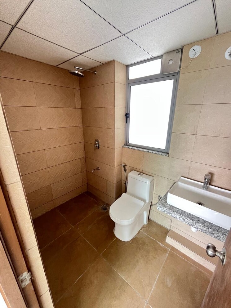 Bathroom, kalpataru-immensa 1 Bedroom 450 Sq.Ft. Apartment In Kolshet Road Thane 9366759