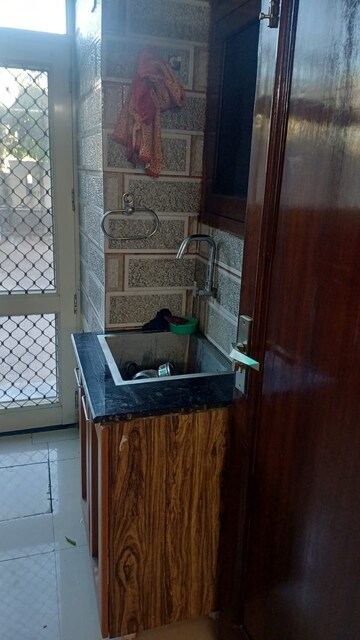 Furnished Amenities in 1 RK Apartment at Penta Homes, Vip Road – for Rent