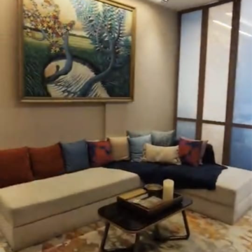 Living Room in 1 BHK Apartment at Mulund West – for Sale