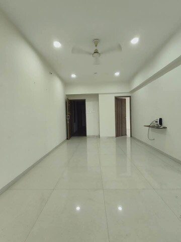 Living Room in 2 BHK Apartment at Metro Nakshatra, Chembur – for Rent