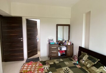 Bedroom in 2 BHK Apartment at Chandak 34 Park Estate, Goregaon West – for Rent