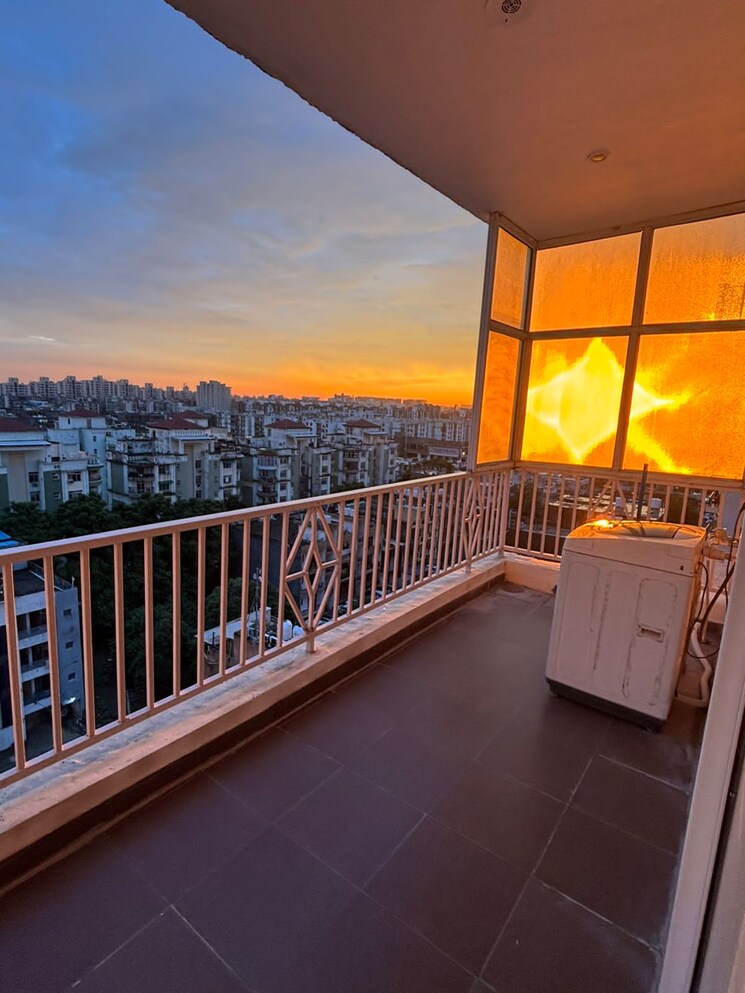 Balcony, mona-greens 2 Bedroom 1350 Sq.Ft. Apartment In Ghazipur Zirakpur 9366835