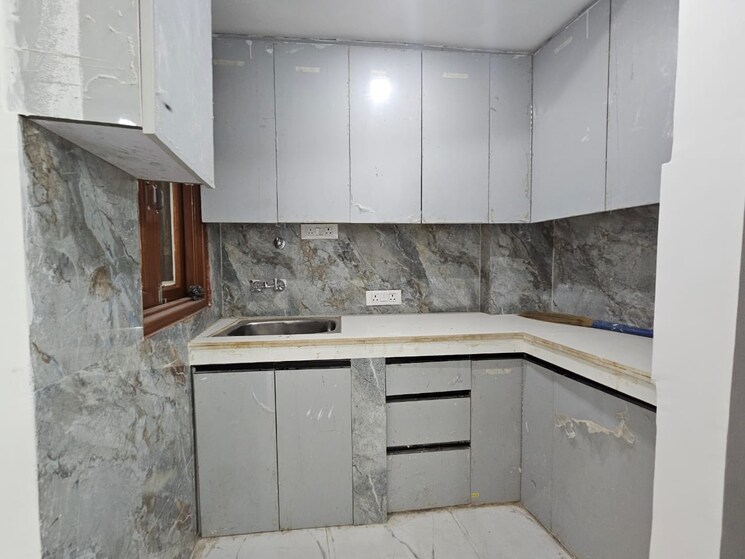 Kitchen, saket 2 Bedroom 804 Sq.Ft. Builder Floor In Saket Delhi 9367024