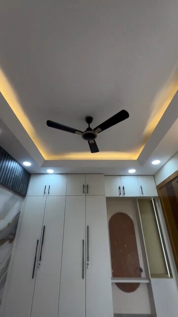 Furnished Amenities in 3 BHK Builder Floor at BPTP District 3, Sector 85 – for Sale