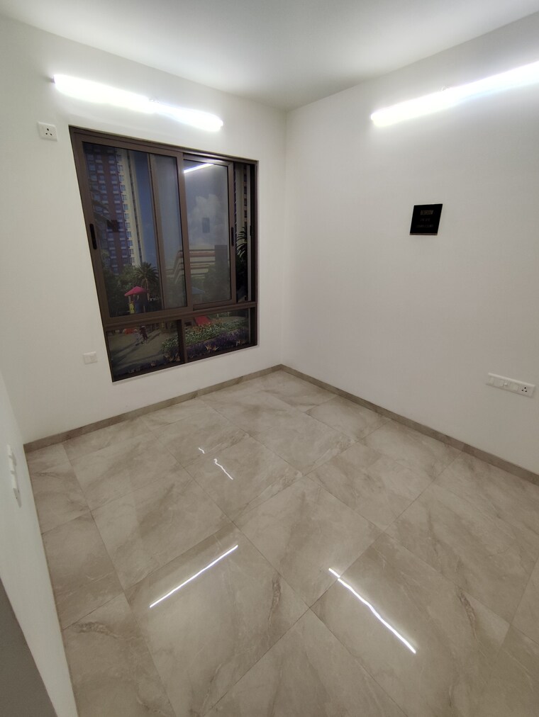 Room, dosti-greater-thane 1 Bedroom 339 Sq.Ft. Apartment In Kalher Thane 9367093