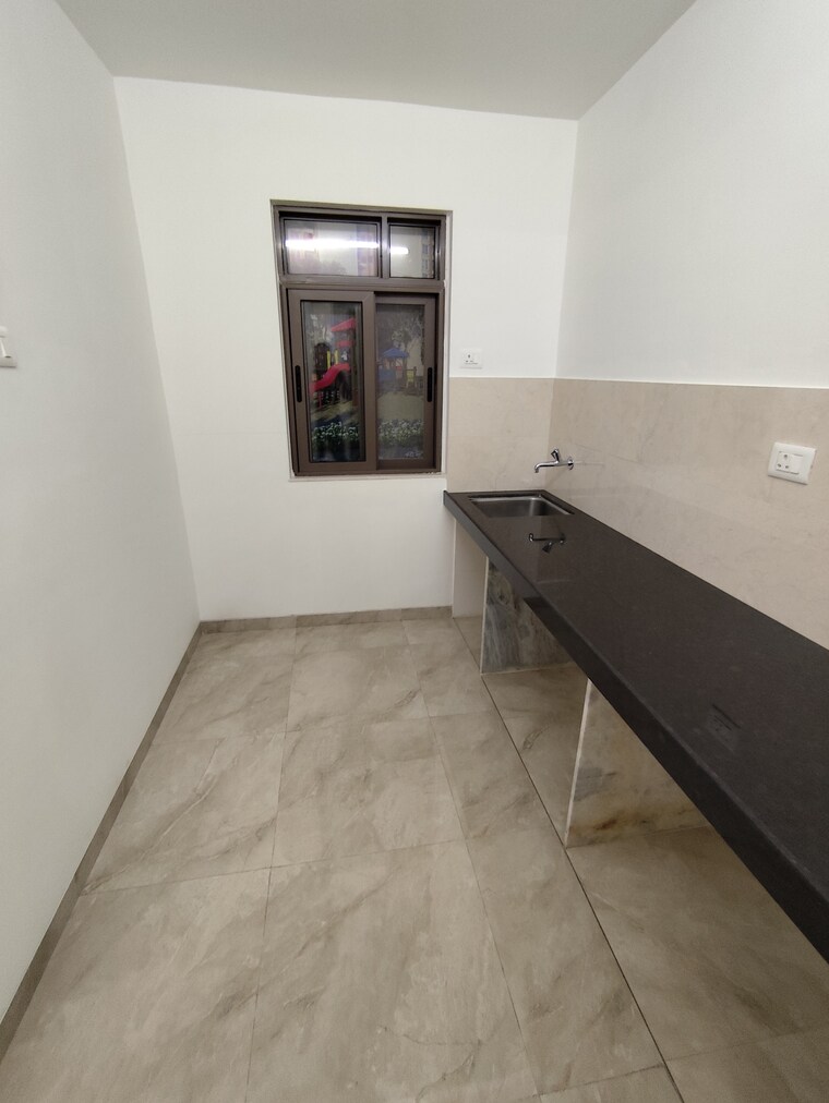 Room, dosti-greater-thane 1 Bedroom 339 Sq.Ft. Apartment In Kalher Thane 9367093