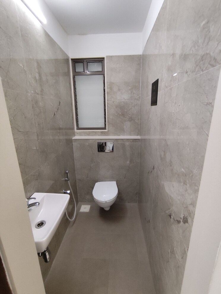 Bathroom, dosti-greater-thane 1 Bedroom 339 Sq.Ft. Apartment In Kalher Thane 9367093