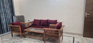 1 BHK Apartment For Rent in DLF City Gurgaon, Sector 27