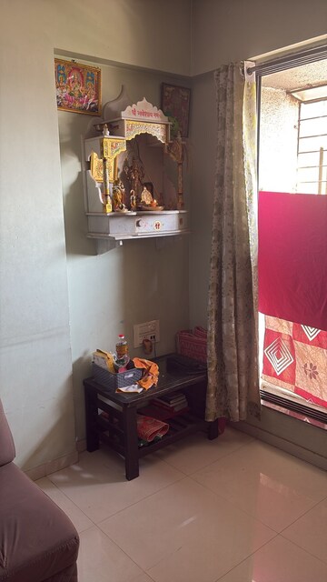 Furnished Amenities in 2 BHK Apartment at Satguru Solitaire, Thane West – for Rent