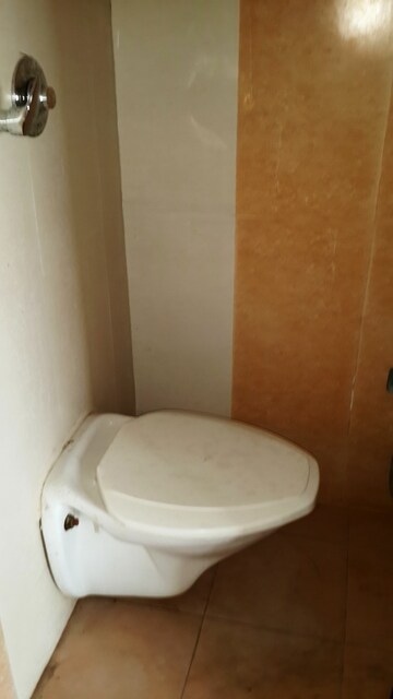 Bathroom in 2 BHK Apartment at Shree Shaswat Phase II, Mira Road – for Sale