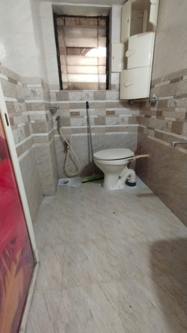 Bathroom, sankalpit-chs 2 Bedroom 650 Sq.Ft. Apartment In Goregaon East Mumbai 9367174