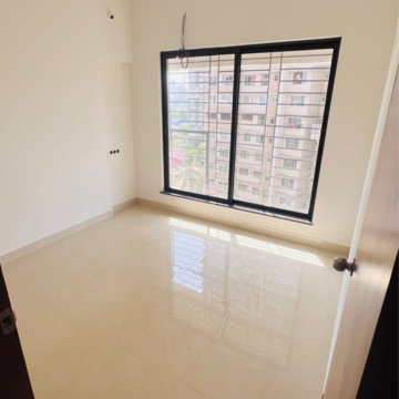 Room in 2 BHK Apartment at Bhandup West – for Rent