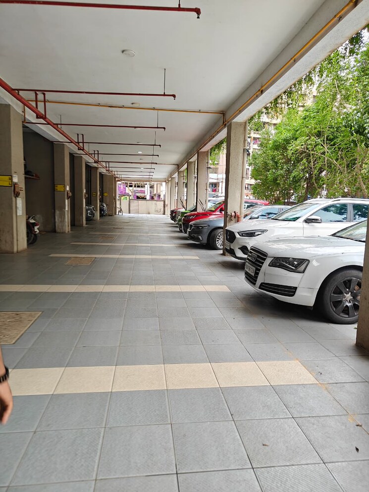  Parking, royal-oasis 2 Bedroom 680 Sq.Ft. Apartment In Malad West Mumbai 9367230