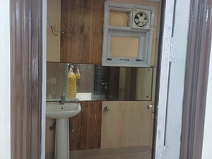 Furnished Amenities in  Shop at Green Park – for Rent