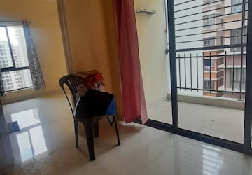 Room in 3 BHK Apartment at DTC Southern Heights, Joka – for Rent