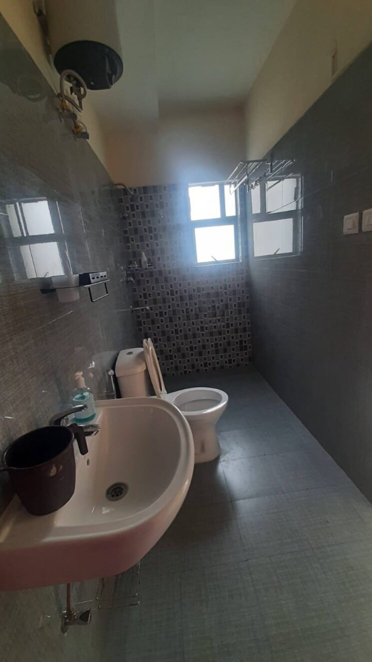 Bathroom, dtc-southern-heights 3 Bedroom 1370 Sq.Ft. Apartment In Joka Kolkata 9367210