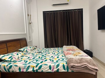 Bedroom in 2 BHK Builder Floor at Sai Leela CHS Mira Bhayandar, Mira Road – for Sale