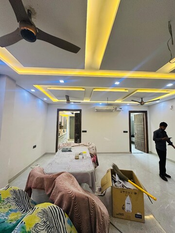 3 BHK Builder Floor For Sale in Sector 81