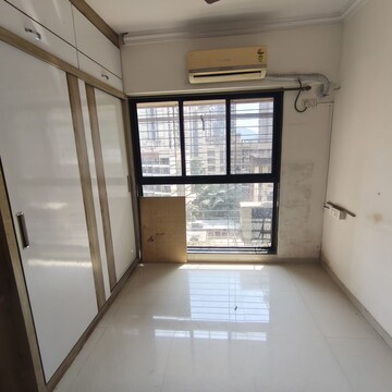 Room in 1 BHK Apartment at Raunak Heights, Ghodbunder Road – for Rent