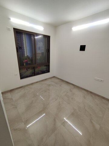 2 BHK Apartment For Sale in Dosti Greater Thane, Kalher