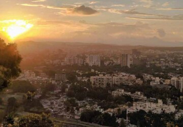 Plot Area in 4 BHK Apartment at Godrej Skyline, Koregaon Park – for Sale