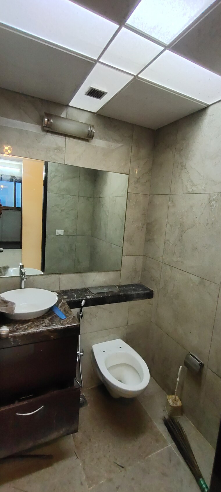 Bathroom, l-t-emerald-isle 3 Bedroom 1470 Sq.Ft. Apartment In Powai Mumbai 9367524