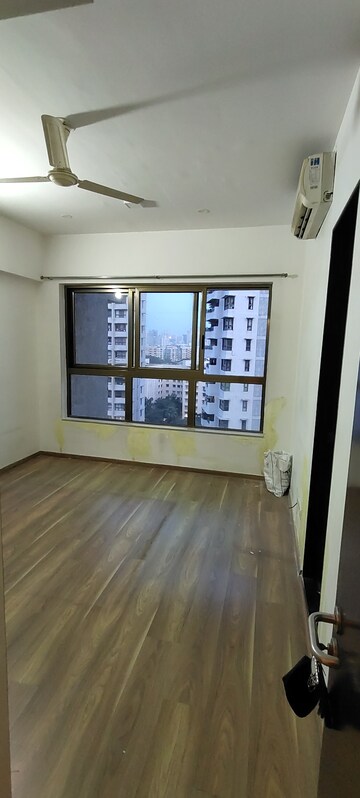 Bedroom in 3 BHK Apartment at L&T Emerald Isle, Powai – for Rent
