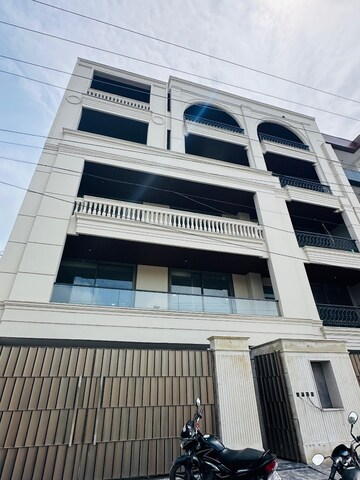 4 BHK Builder Floor For Sale in Sector 85