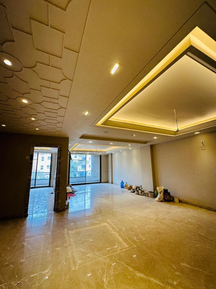 Living Room, sector 85 4 Bedroom 550 Sq.Yd. Builder Floor In Sector 85 Faridabad 9367586