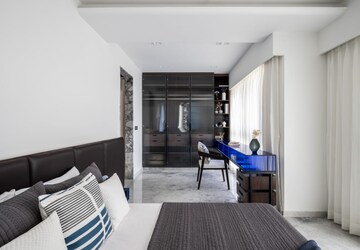 Bedroom in 2.5 BHK Apartment at Prescon Midtown Bay, Mahim West – for Sale