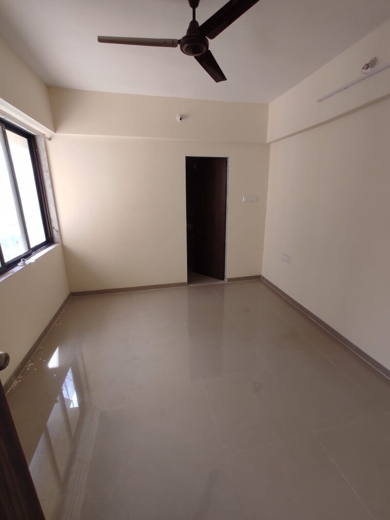 Room, paradigm-zenith-pushpanjali-residency-phase-iii 2 Bedroom 650 Sq.Ft. Apartment In Ghodbunder Road Thane 9367532