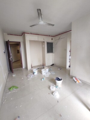 Room in 2 BHK Apartment at Vijay Orovia, Ghodbunder Road – for Rent