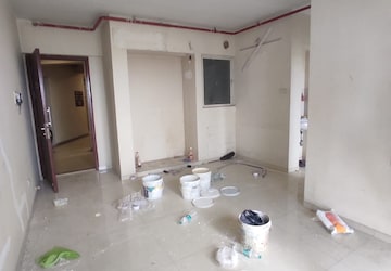 Room in 2 BHK Apartment at Vijay Orovia, Ghodbunder Road – for Rent