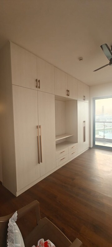 Room in 3 BHK Apartment at Krisumi Waterfall Residences, Sector 36a – for Rent