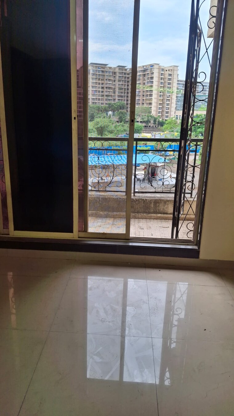Balcony, lakhani-oasis 1 Bedroom 705 Sq.Ft. Apartment In Ulwe Navi Mumbai 9367664