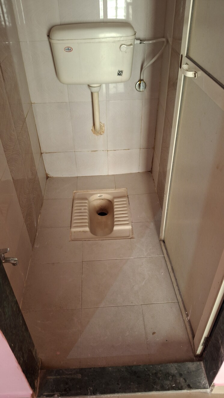 Bathroom, bhawani-shiv-disha-complex 1 Bedroom 700 Sq.Ft. Apartment In Ulwe Navi Mumbai 9367694