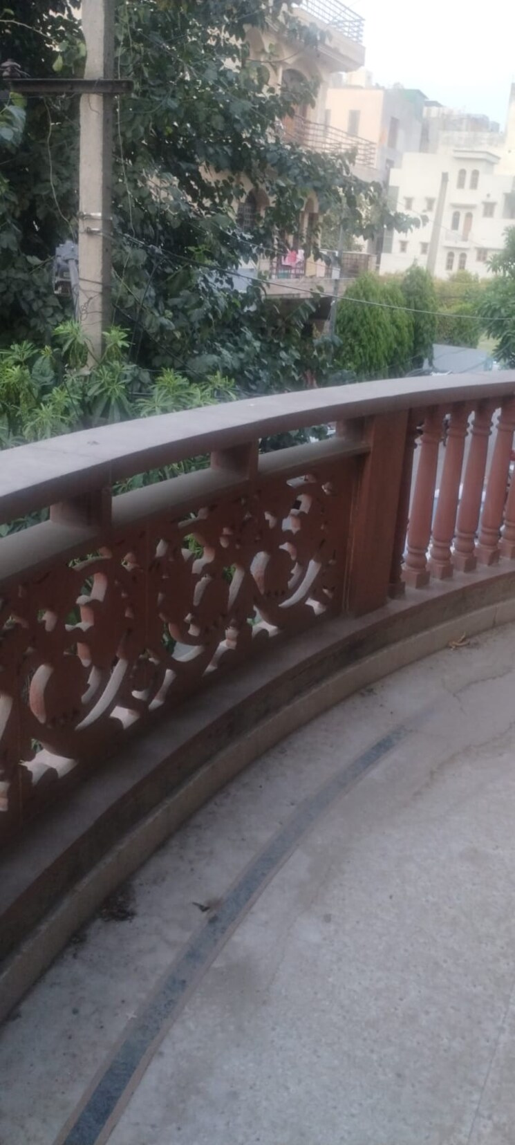 Balcony, nirman vihar 3 Bedroom 180 Sq.Yd. Builder Floor In Nirman Vihar Delhi 9367790