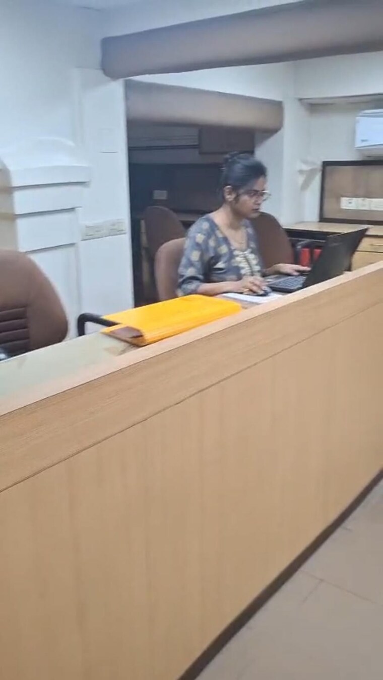 Balcony, bbd bagh Commercial Office Space 3300 Sq.Ft. In Bbd Bagh Kolkata 9367704