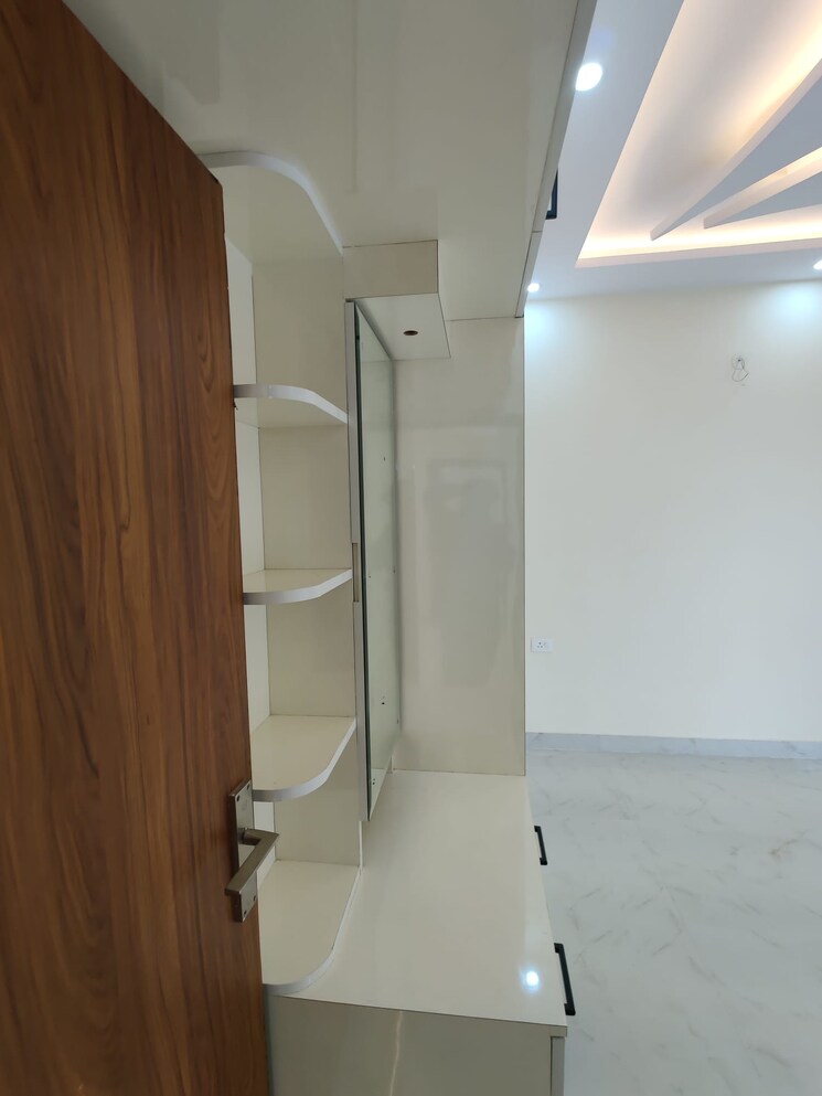 Bathroom, vvip-mangal 2 Bedroom 1330 Sq.Ft. Apartment In Raj Nagar Extension Ghaziabad 9367737