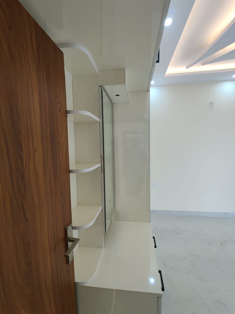 Bathroom, vvip-mangal 2 Bedroom 1330 Sq.Ft. Apartment In Raj Nagar Extension Ghaziabad 9367737